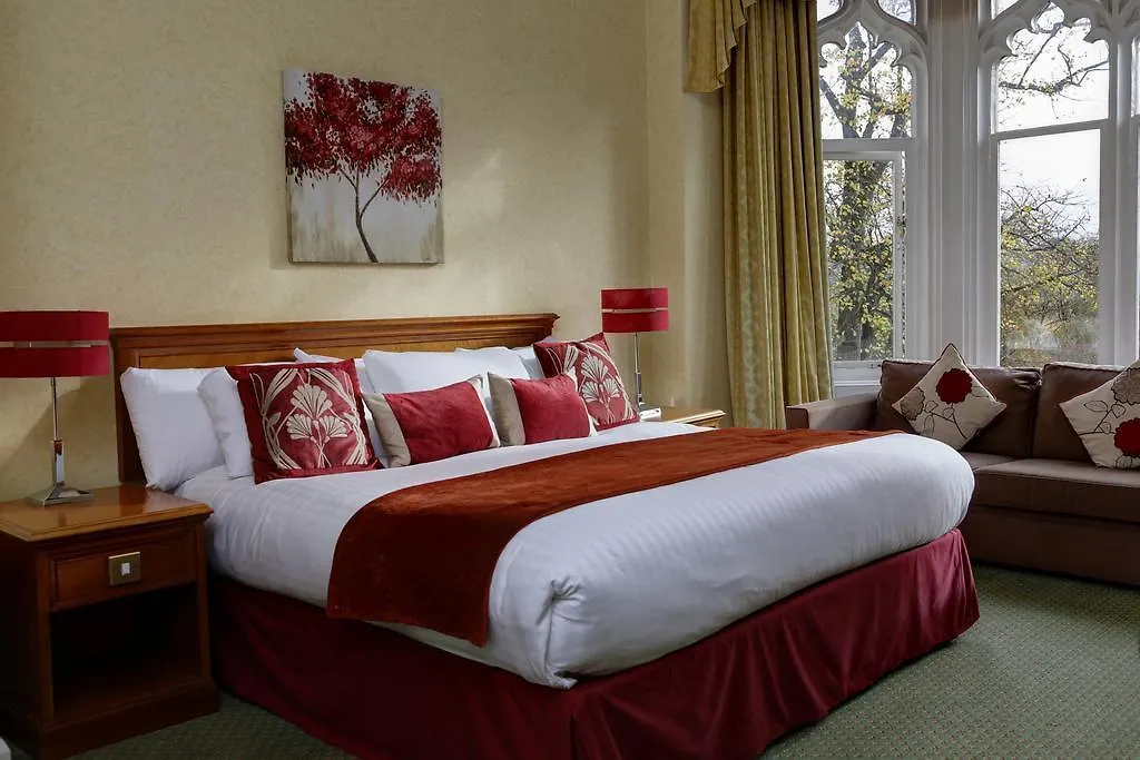 Mercure Sheffield Kenwood Hall & Spa מלון