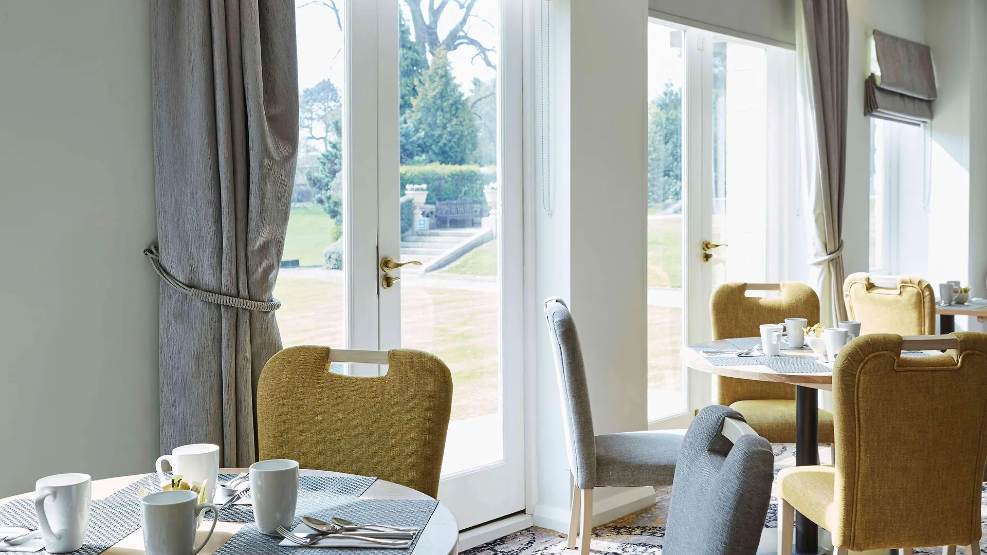 Mercure Sheffield Kenwood Hall & Spa 4*,  United Kingdom