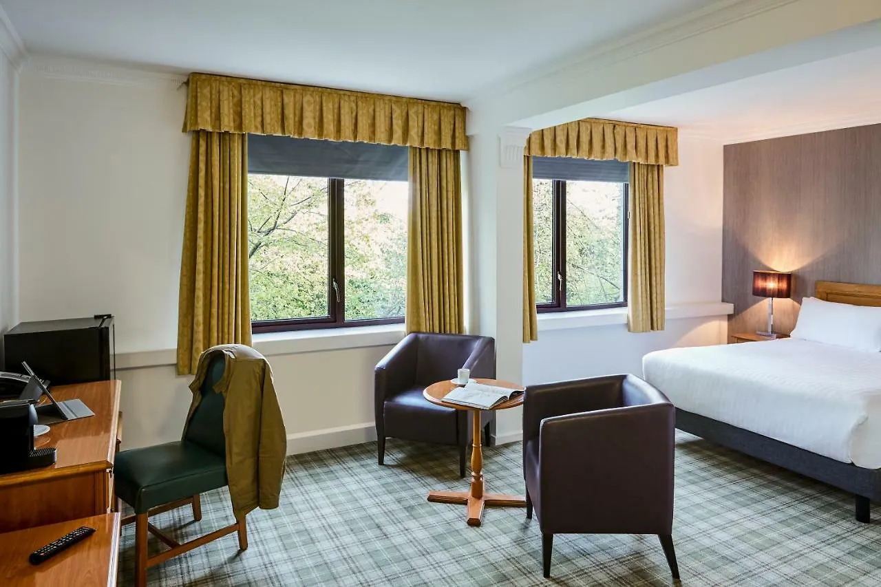 Mercure Sheffield Kenwood Hall & Spa 4*,